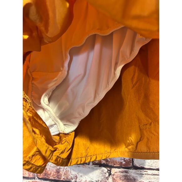 fp free people movement orange shorts The Way home women's size medium - Picture 6 of 6